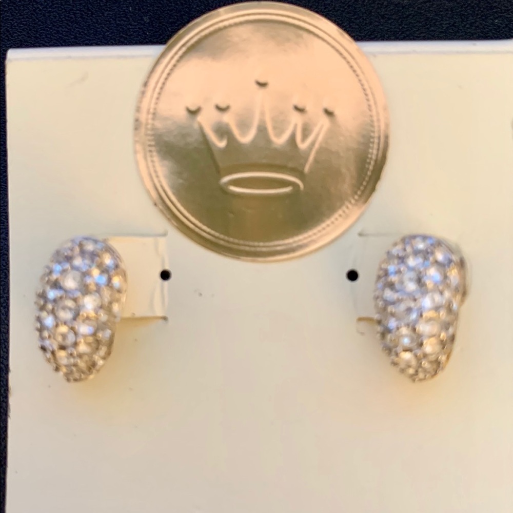 Women’s Diamond Accent Fashion Jewelry Earrings